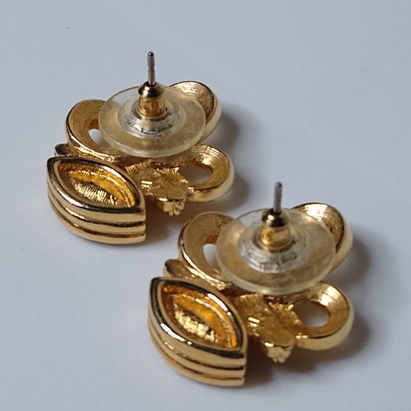 Vintage Marquise Faux Ruby Metal Earrings - Picture 12 of 16